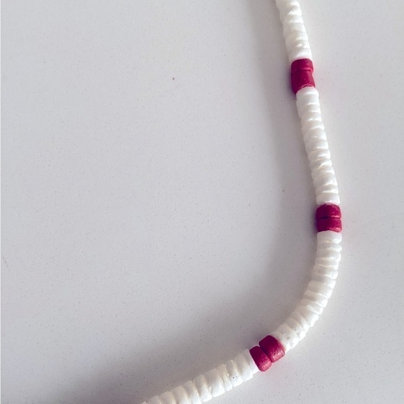 PUKA Shell Necklace and Bracelet - Picture 6 of 8